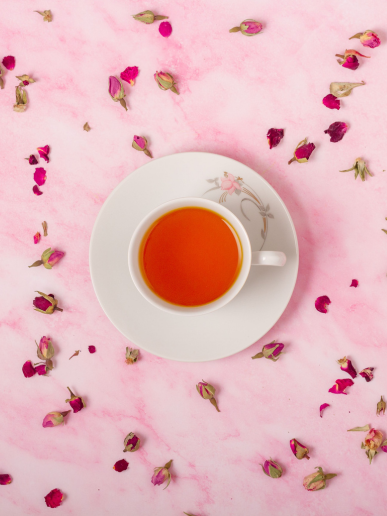 <h3>A Fruity Floral Blend for Inner Glow</h3>