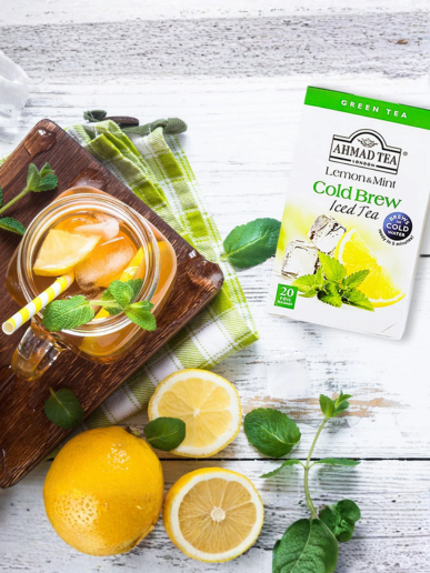 <h3>A Crisp Blend of Lemon and Mint</h3>